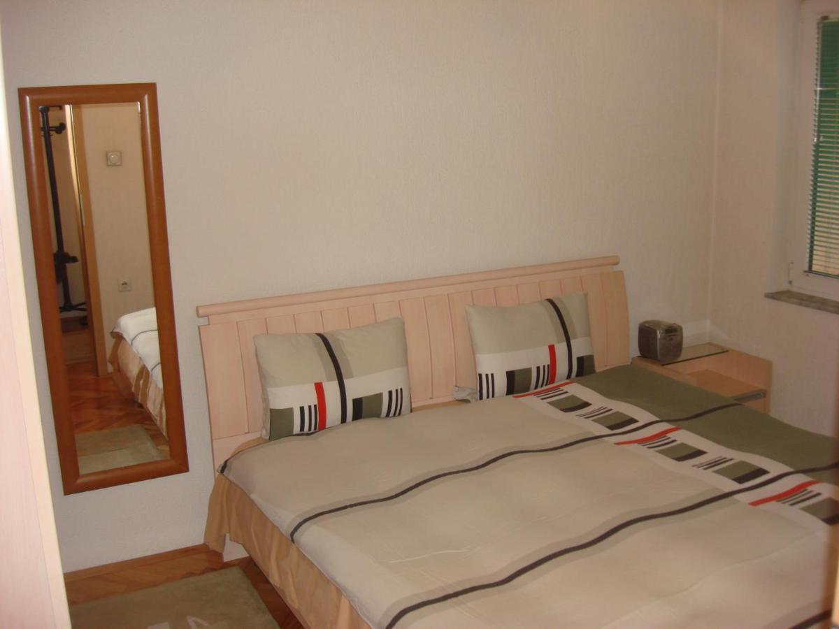 Jani Apartment Prishtine Bagian luar foto