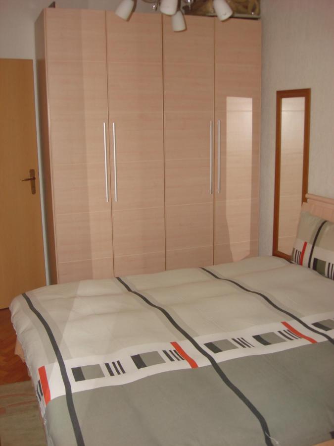 Jani Apartment Prishtine Bagian luar foto